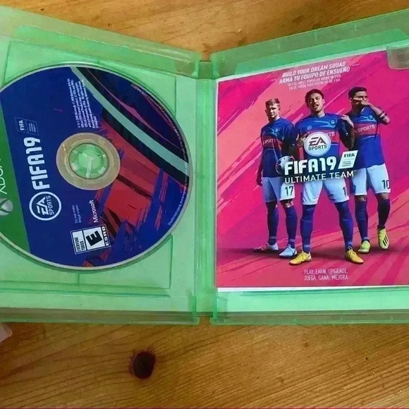FIFA 19 on Xbox One - Picture 3 of 4